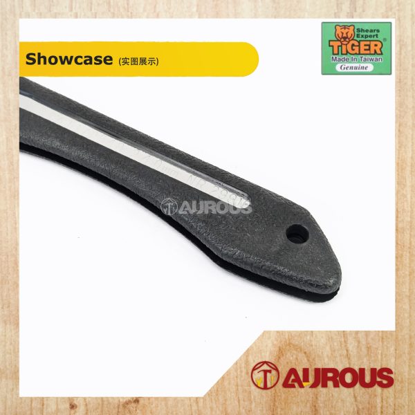 TIGER RUBBER HANDLE FOLDABLE PRUNING SAW (MODEL : 8524) - Image 4